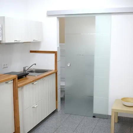 Bussiness-studios Wein16 Apartahotel Neckarsulm
